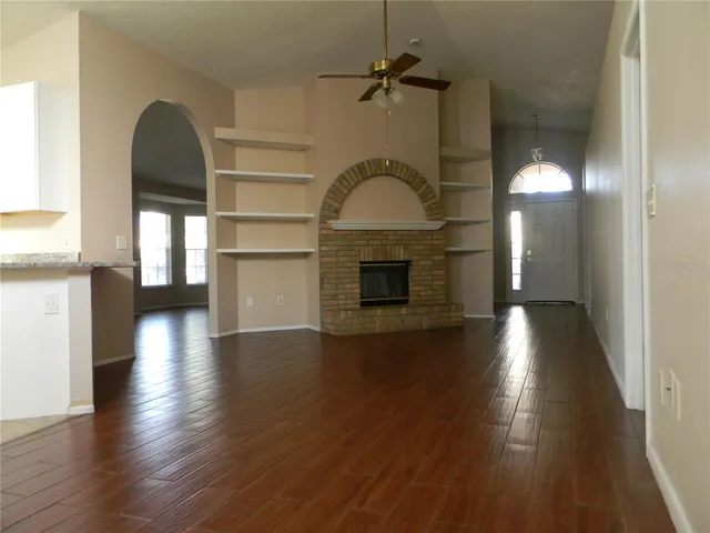 $2,400 | 150 Abbey Hollow Drive, Apopka, FL 32712