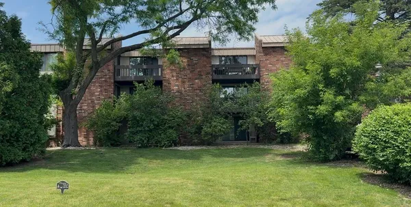 $185,000 | 2220 Good Hope Road, Unit 21, Glendale, WI 53209