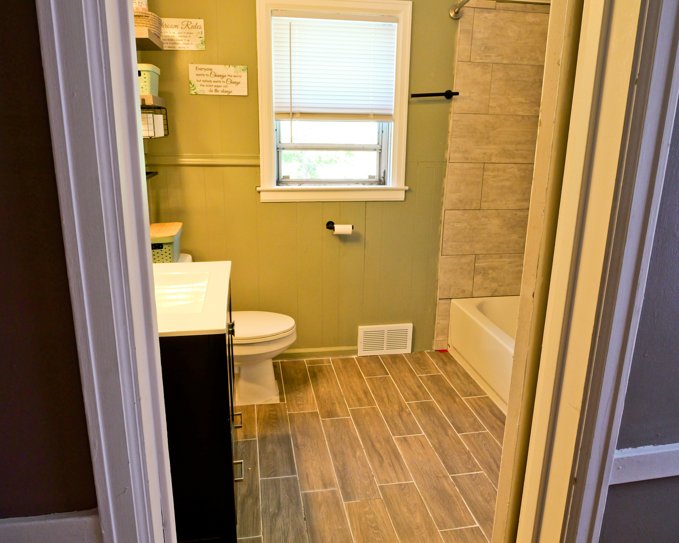 349 North Oakcrest Avenue Decatur, IL 62522 - Photo 11 of 26