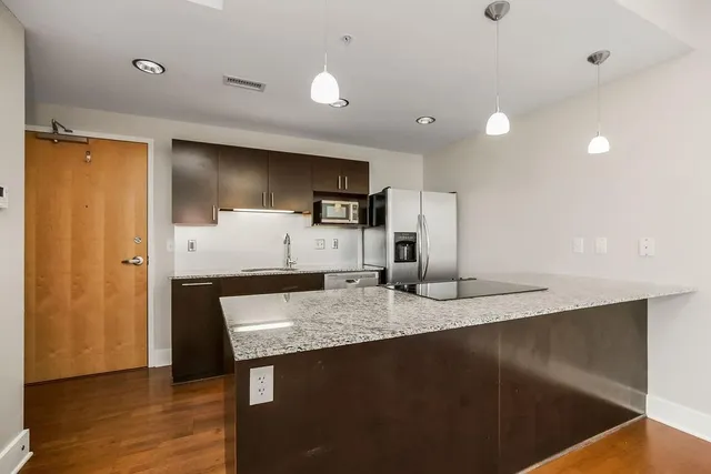 $205,000 | 909 Walnut Street, Unit 705, Kansas City, MO 64106