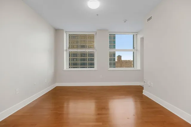 $205,000 | 909 Walnut Street, Unit 705, Kansas City, MO 64106