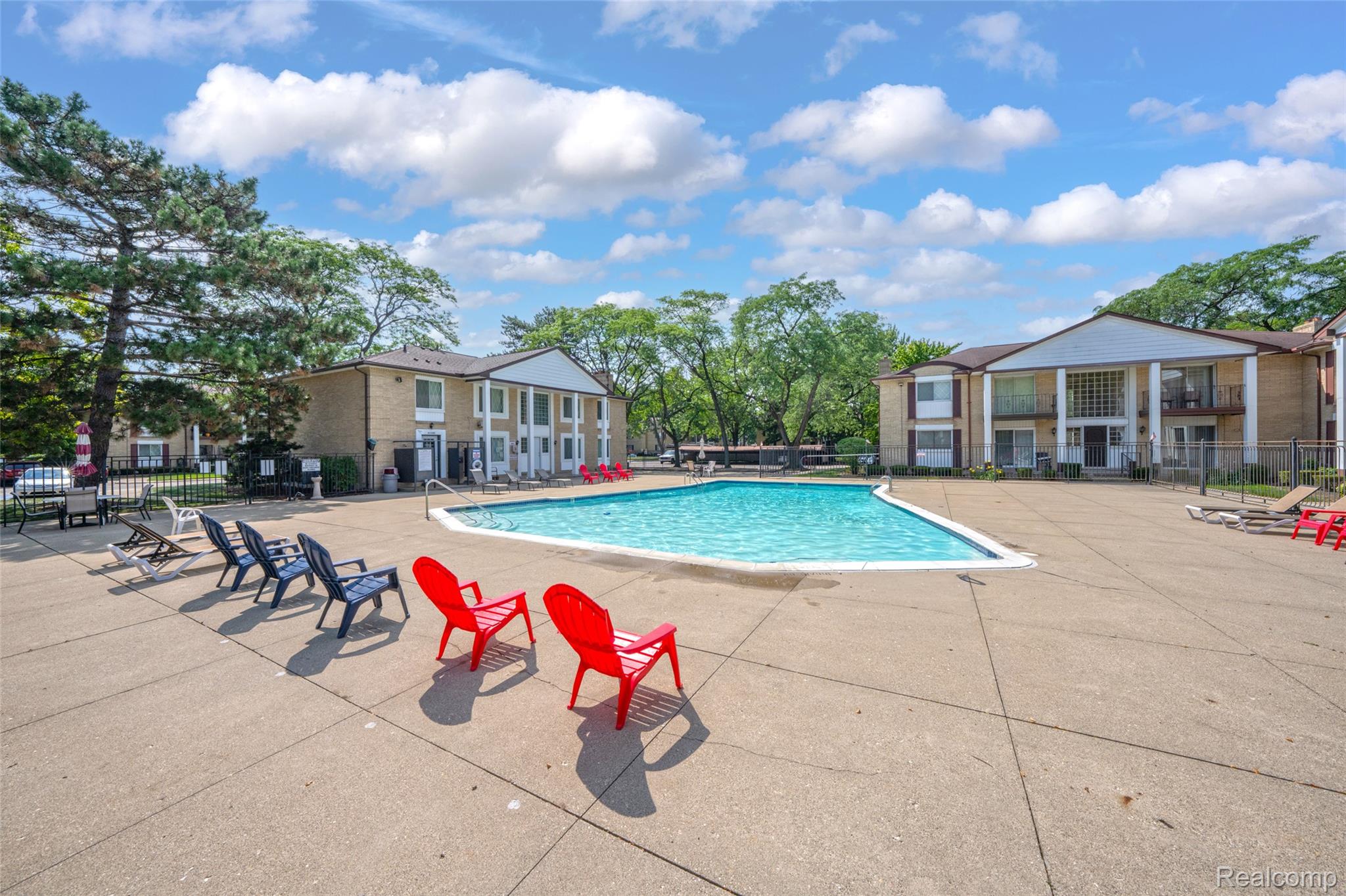 29289 Hayes Road, Unit F10 Warren, MI 48088 - Photo 38 of 40 38_Pool-2.jpg