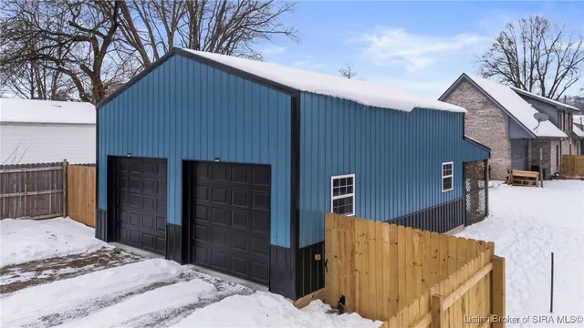 $329,000 | 770 West 3rd Street, Madison, IN 47250