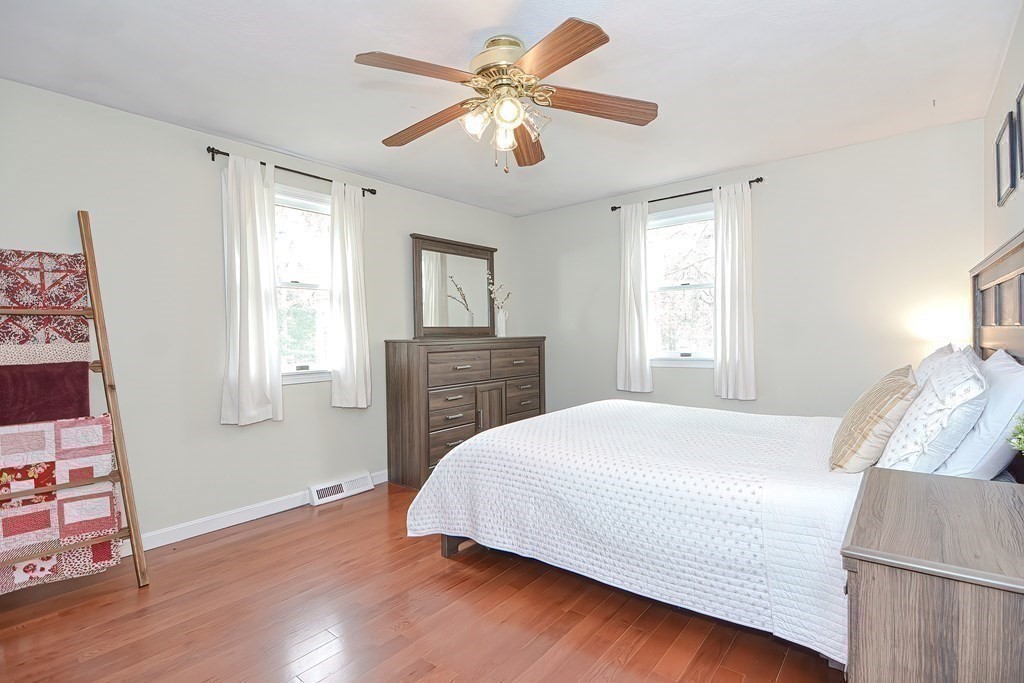 14 Crimson Road Billerica, MA 01821 - Photo 15 of 30 Gallery Image 15