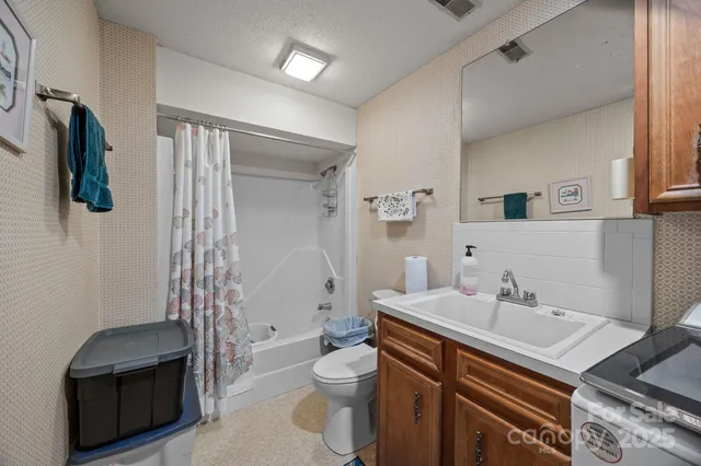 $797,900 | 240 Skysail Road, Salisbury, NC 28146