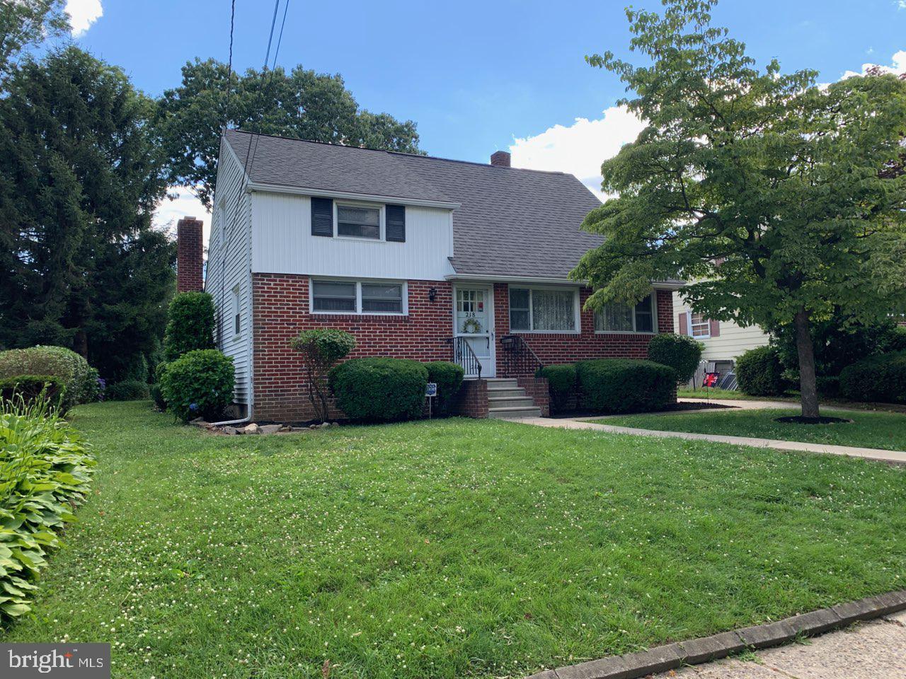 218 South Maple Avenue Maple Shade, NJ 08052 - Photo 1 of 29 Gallery Image 1