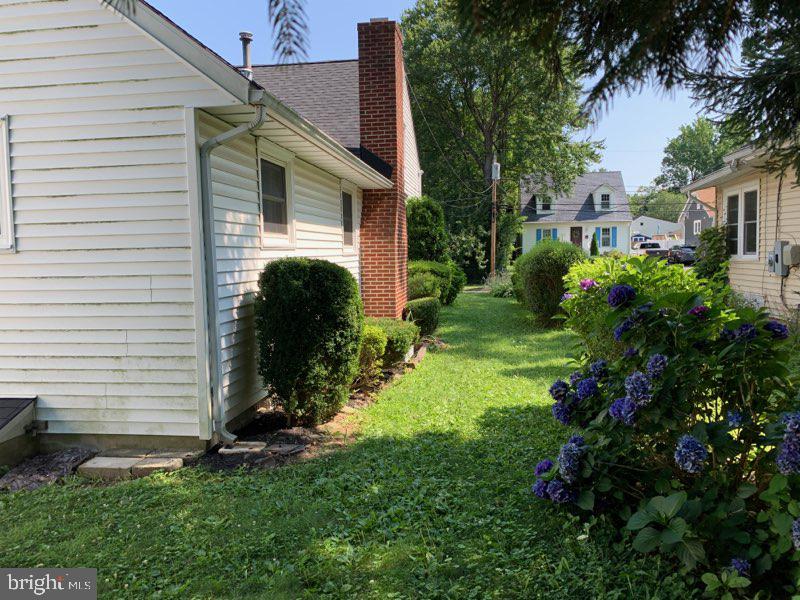 218 South Maple Avenue Maple Shade, NJ 08052 - Photo 3 of 29 Gallery Image 3