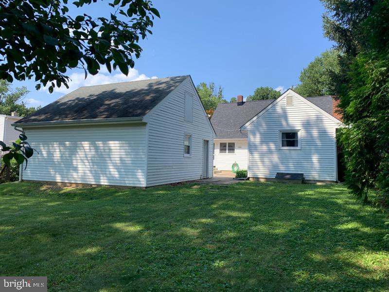 218 South Maple Avenue Maple Shade, NJ 08052 - Photo 5 of 29 Gallery Image 5