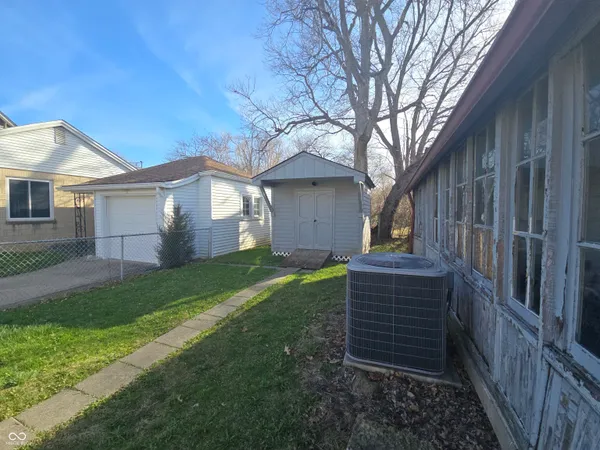 $120,000 | 104 East North Street, Greenfield, IN 46140