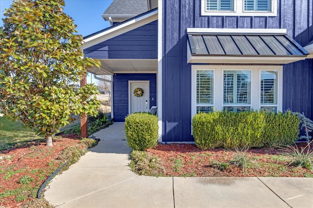 4733 Dry Creek Road Sherman, TX 75092 - Photo 1 of 40