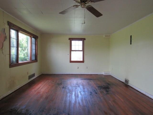 1052 North Eighty Eight Road Rices Landing, PA 15357 - Photo 22 of 24 an empty room that has a window