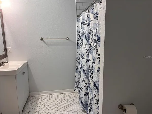 $2,150 | 2320 East 12th Avenue, Tampa, FL 33605