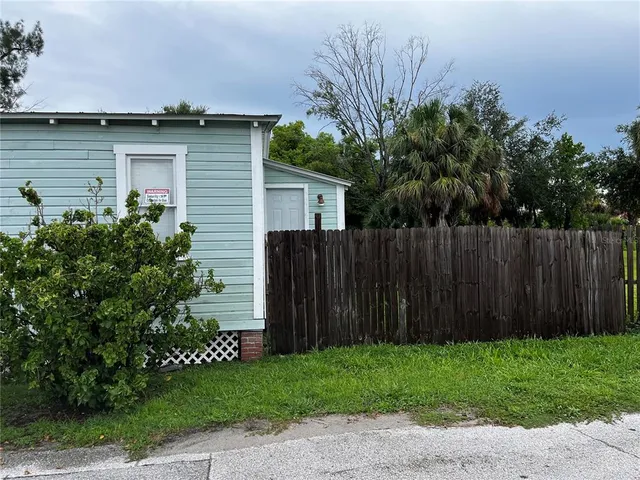 $2,100 | 2320 East 12th Avenue, Tampa, FL 33605