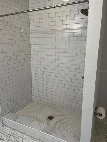 $2,100 | 2320 East 12th Avenue, Tampa, FL 33605