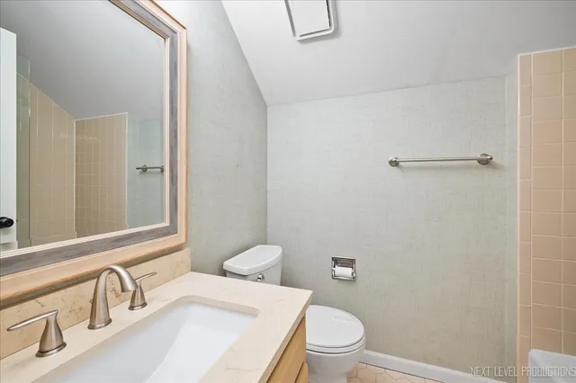 $474,900 | 92 Whittington Course, St. Charles, IL 60174