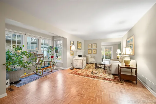 $474,900 | 92 Whittington Course, St. Charles, IL 60174