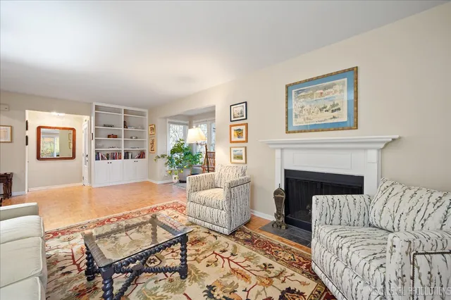 $474,900 | 92 Whittington Course, St. Charles, IL 60174