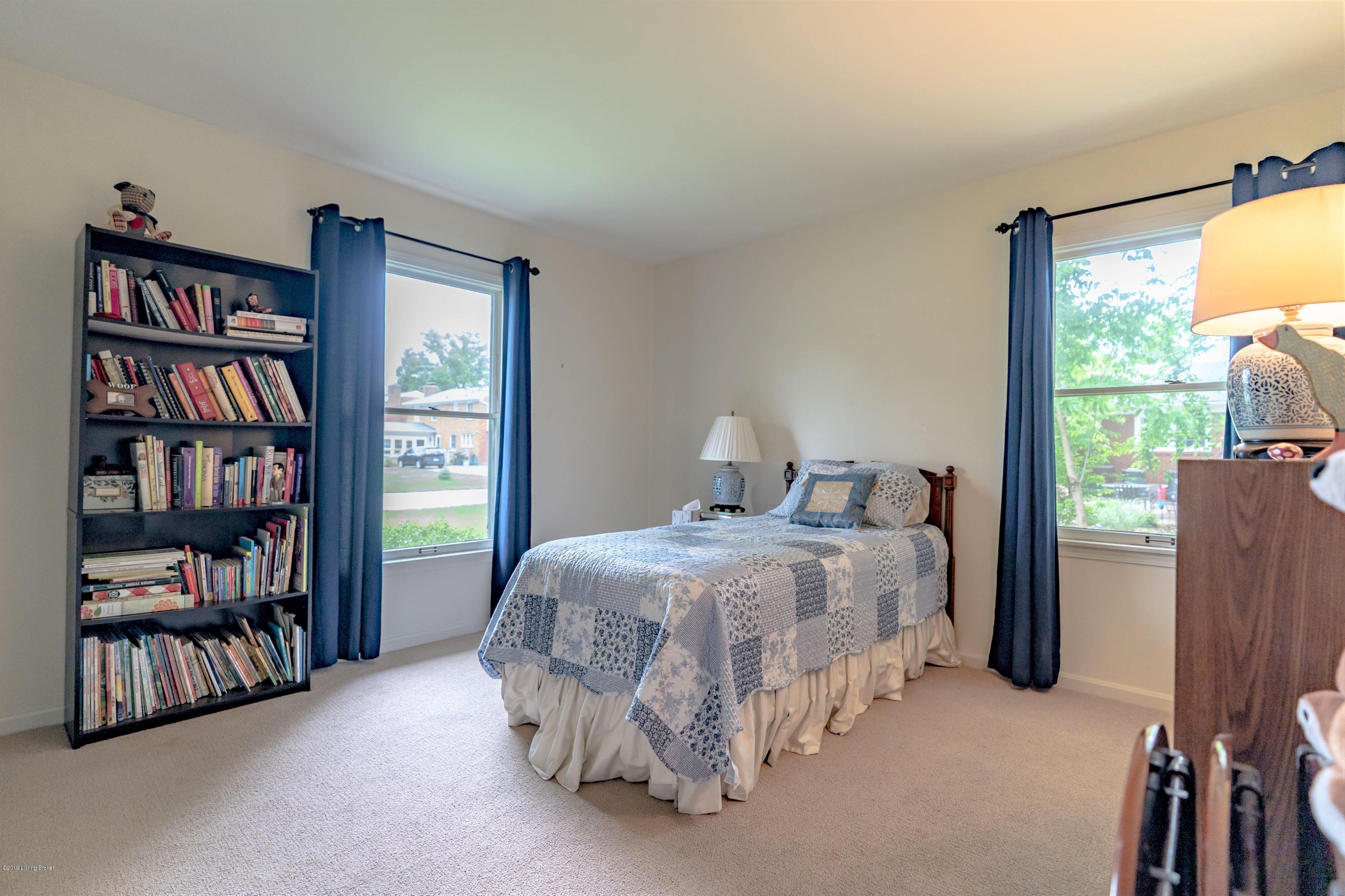 8612 Banbridge Road Louisville, KY 40242 - Photo 18 of 27 Bedroom 1
