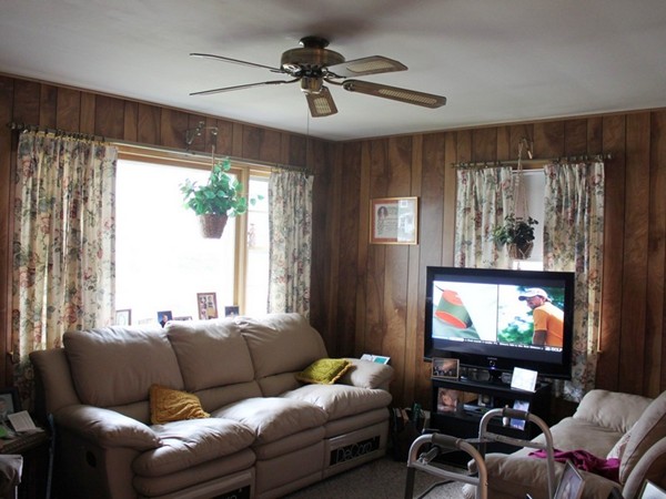 48 High Street Westborough, MA 01581 - Photo 4 of 18