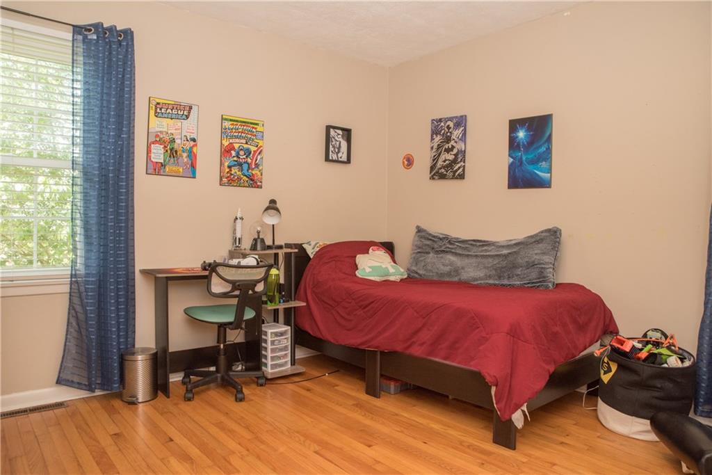 112 Bennett Road Carmel, IN 46032 - Photo 25 of 42 Gallery Image 25