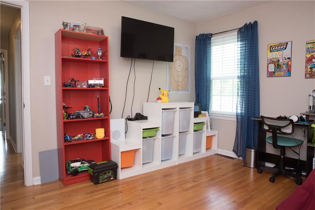 112 Bennett Road Carmel, IN 46032 - Photo 26 of 42 Gallery Image 26