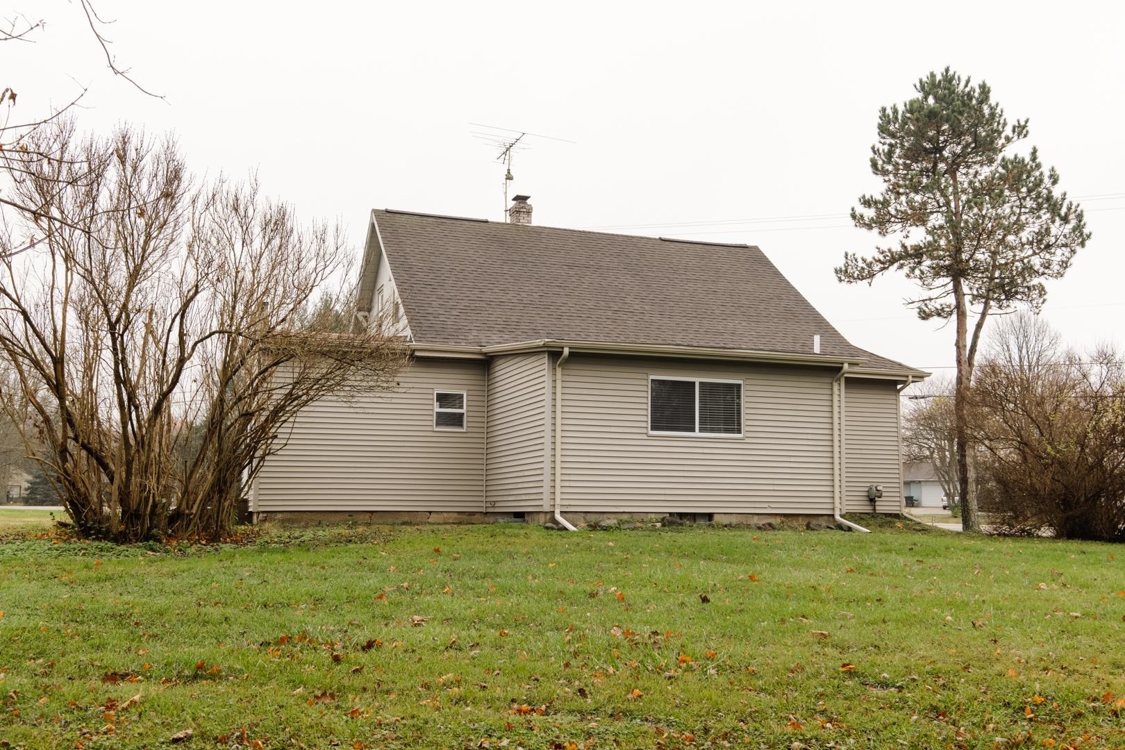 9363 South State Road Goodrich, MI 48438 - Photo 34 of 44 50161551-deb52790-50d9-4336-a65c-afa885565920.JPG