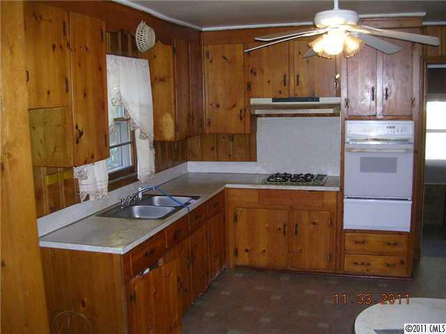 939 Clanton Road Charlotte, NC 28217 - Photo 14 of 14 Gallery Image 14