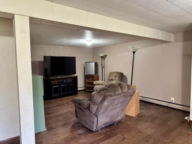 $375,000 | 23 Tilbury Park, Gardiner, ME 04345