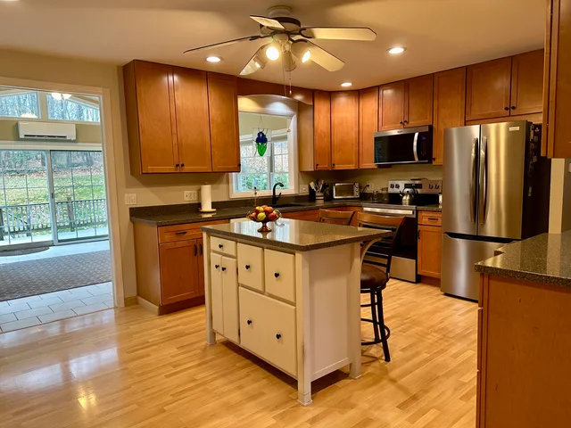 $375,000 | 23 Tilbury Park, Gardiner, ME 04345