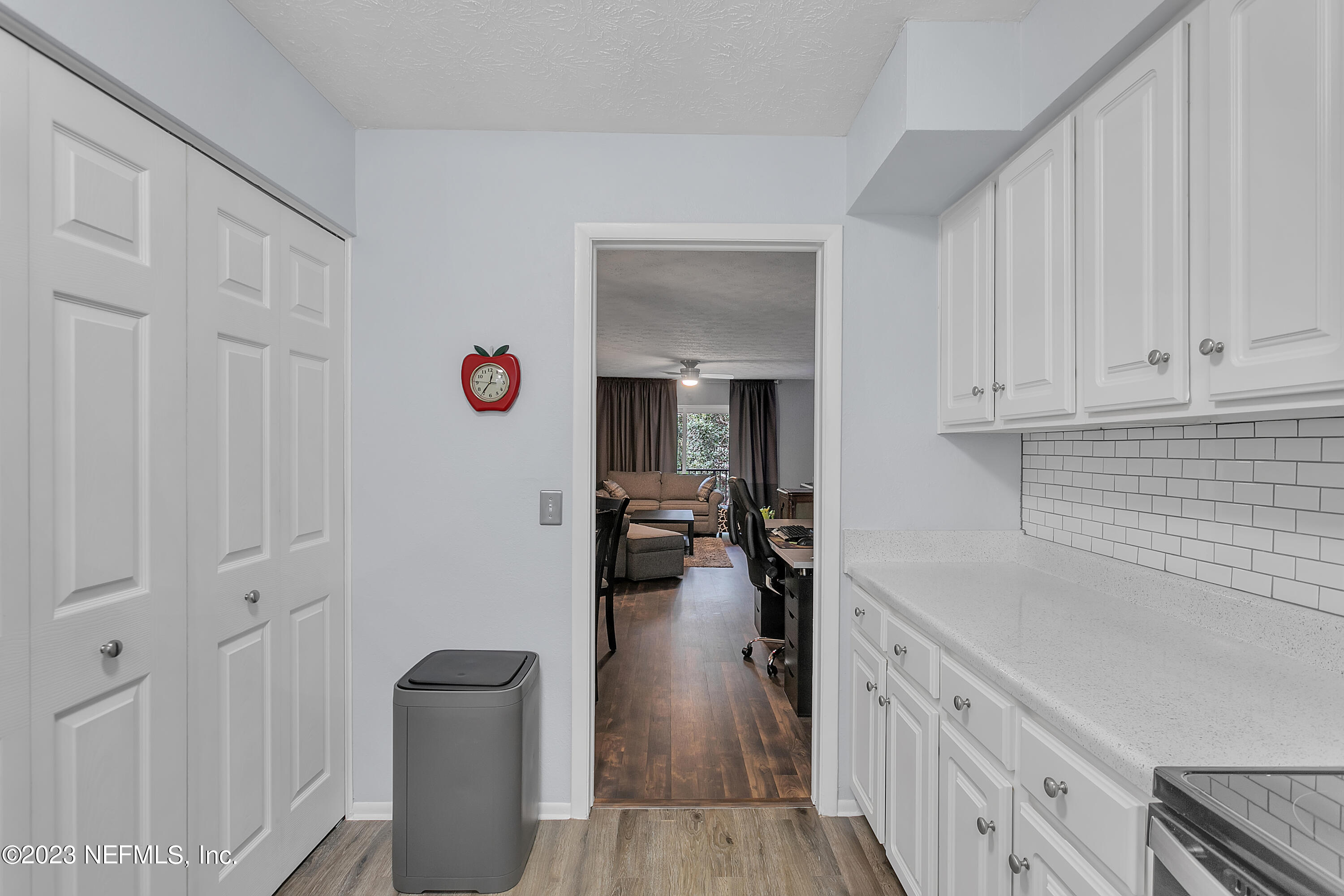 4915 Baymeadows Road, Unit 4D Jacksonville, FL 32217 - Photo 8 of 15 09_IMG_0964