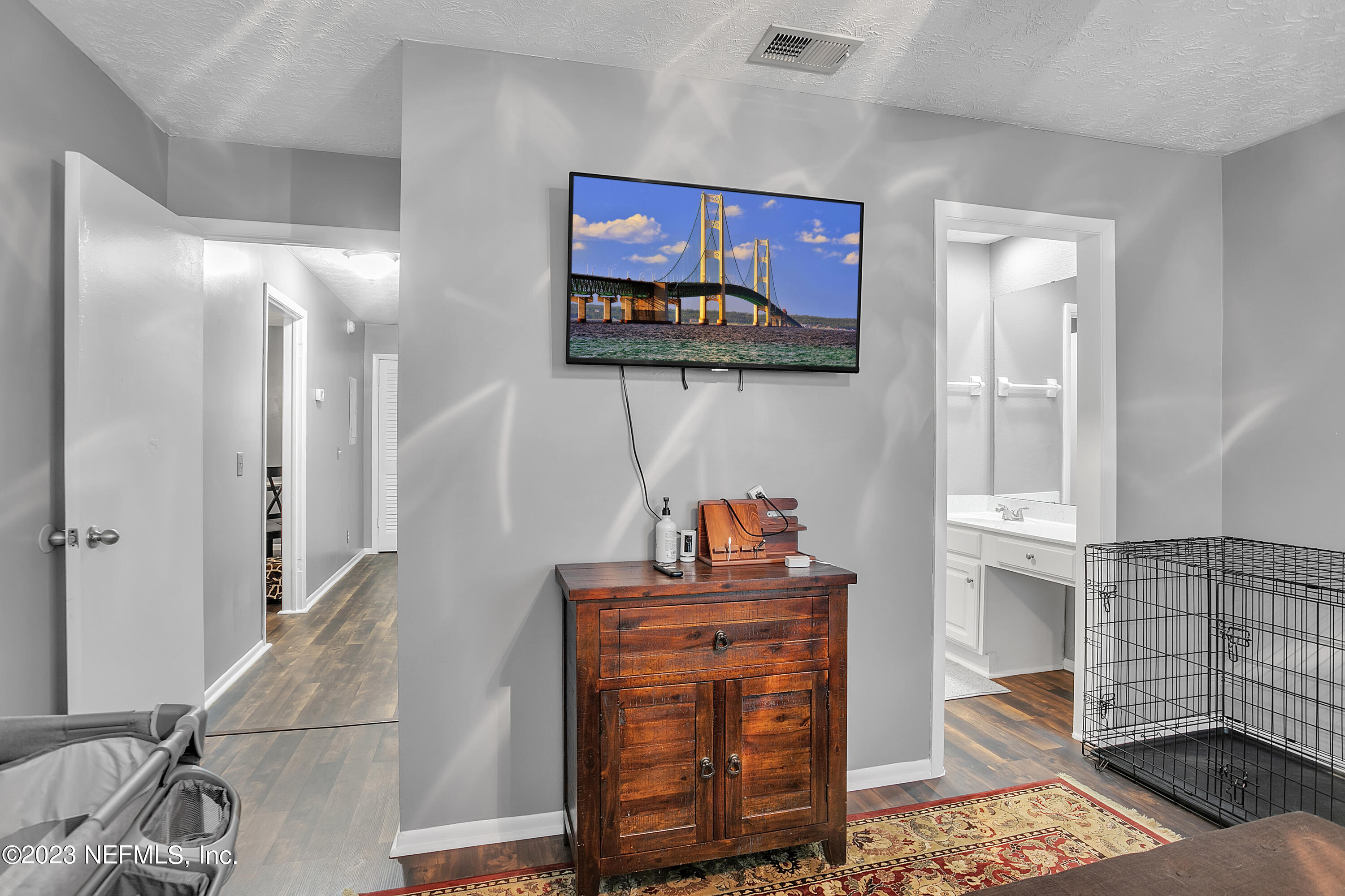 4915 Baymeadows Road, Unit 4D Jacksonville, FL 32217 - Photo 9 of 15 13_IMG_0976