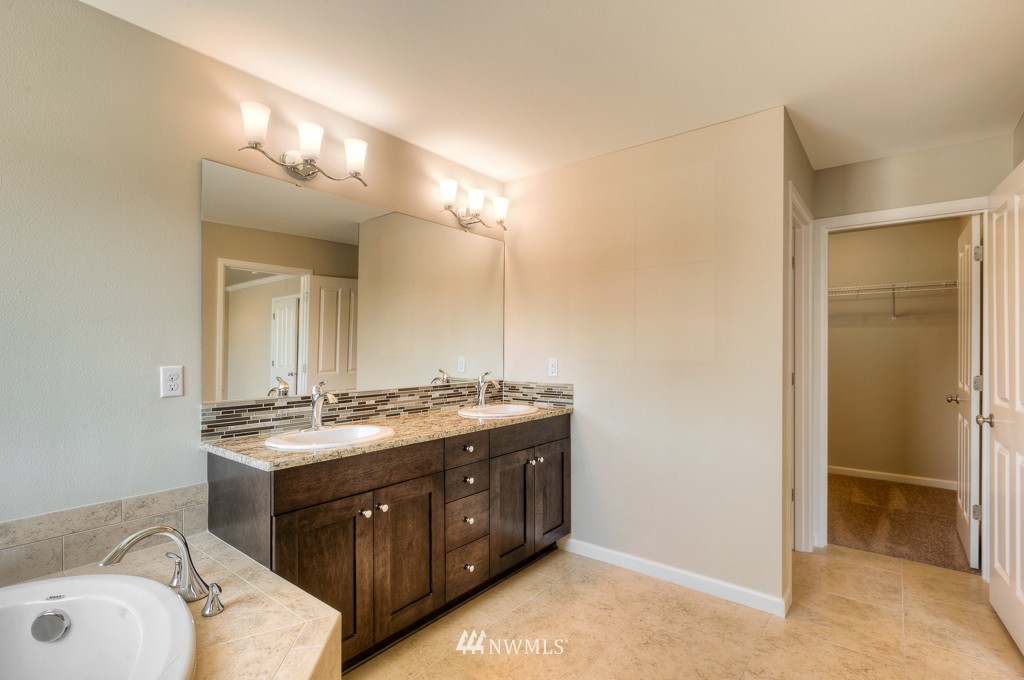 17748 Southeast 189th Street, Unit 34 Renton, WA 98058 - Photo 8 of 16 Gallery Image 8