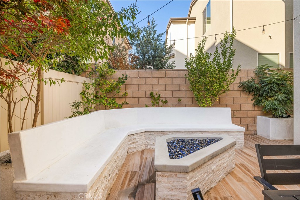 133 Denali Lake Forest, CA 92630 - Photo 15 of 50