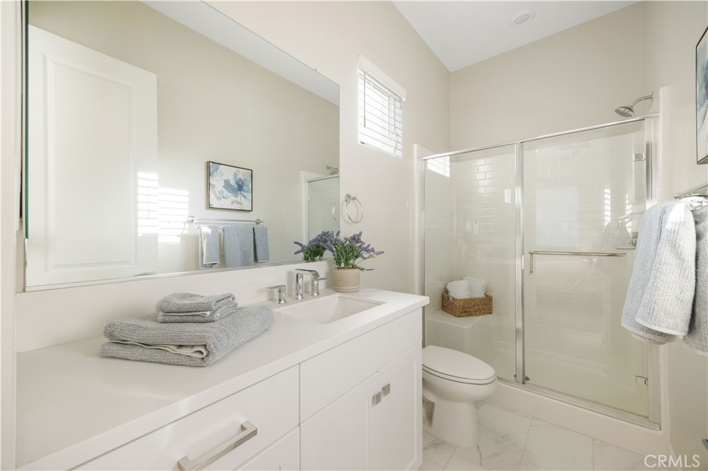 133 Denali Lake Forest, CA 92630 - Photo 18 of 50 Full Bath Ensuite on 1st floor