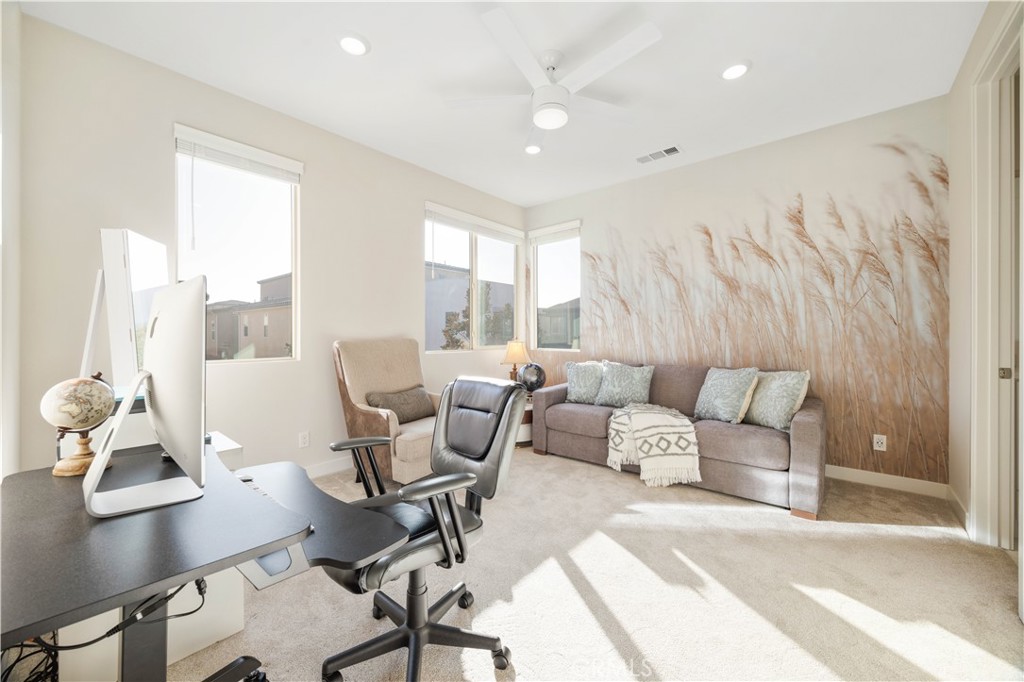 133 Denali Lake Forest, CA 92630 - Photo 31 of 50