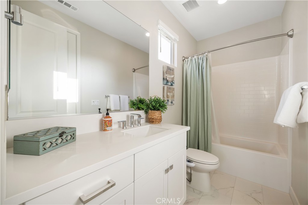133 Denali Lake Forest, CA 92630 - Photo 36 of 50