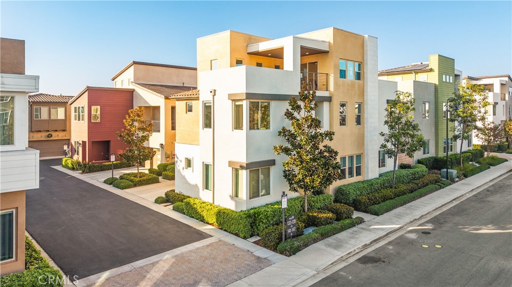 133 Denali Lake Forest, CA 92630 - Photo 6 of 50