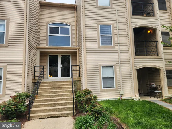 $2,050 | 10 Hearthstone Court, Unit H, Annapolis, MD 21403