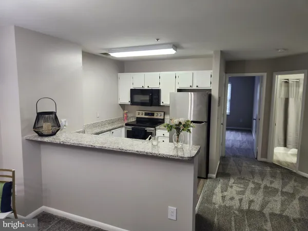 $2,100 | 10 Hearthstone Court, Unit H, Annapolis, MD 21403