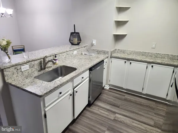 $2,100 | 10 Hearthstone Court, Unit H, Annapolis, MD 21403