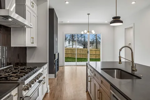 $869,900 | 1621 B Northview Avenue, Nashville, TN 37216