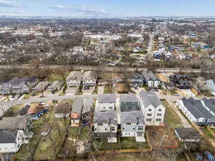 $869,900 | 1621 B Northview Avenue, Nashville, TN 37216