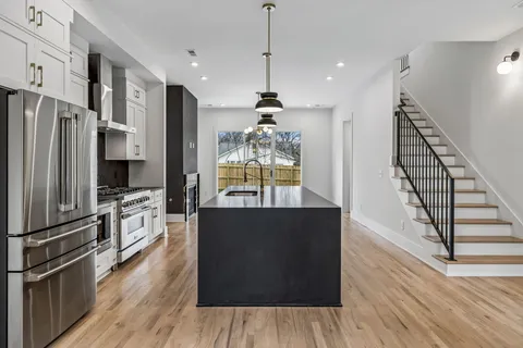 $869,900 | 1621 B Northview Avenue, Nashville, TN 37216