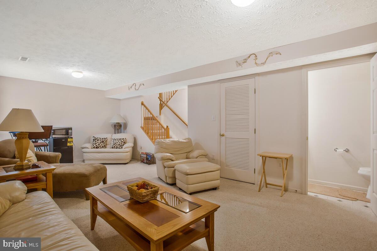 2002 Regiment Way Odenton, MD 21113 - Photo 24 of 44