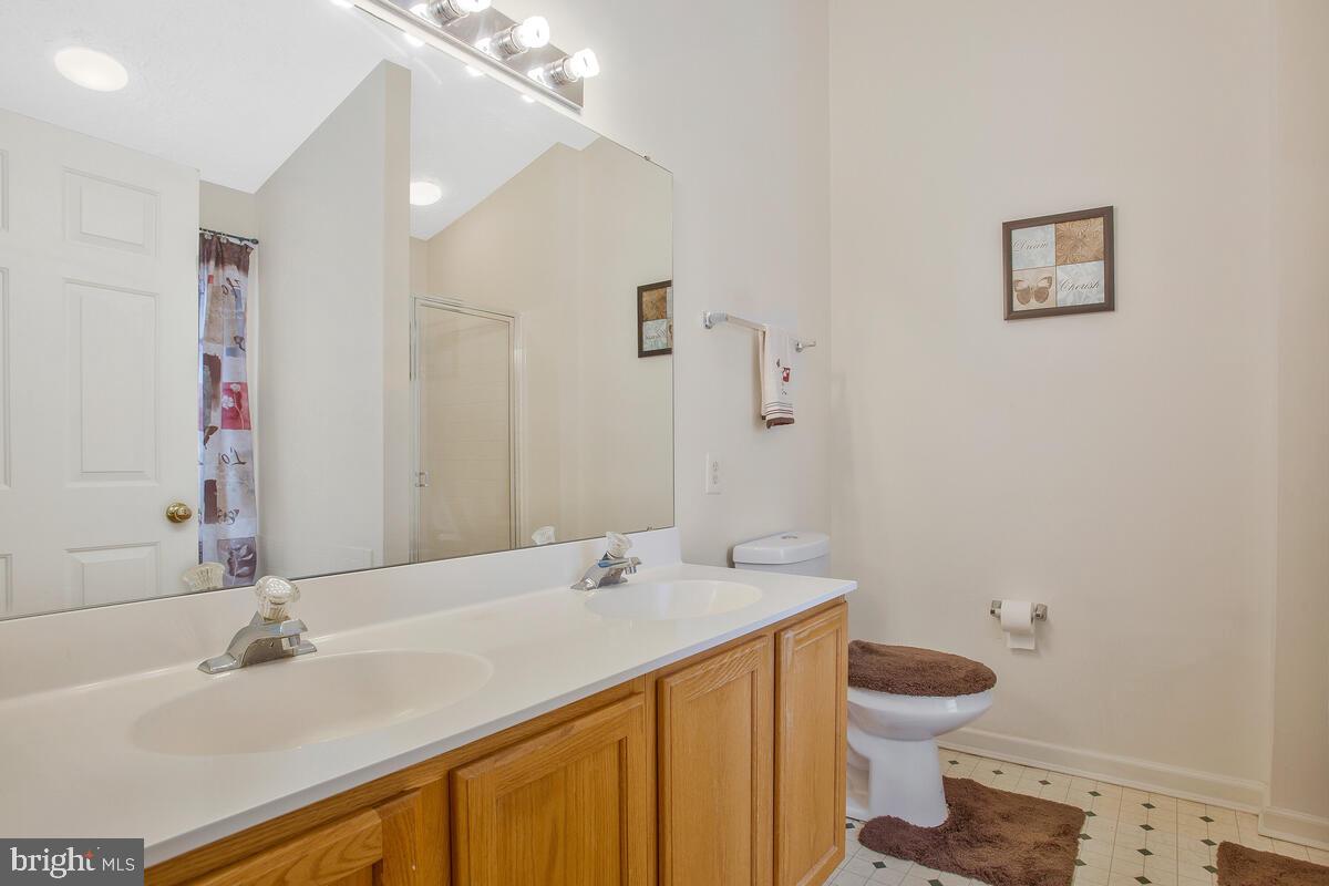 2002 Regiment Way Odenton, MD 21113 - Photo 34 of 44 Primary Bathroom