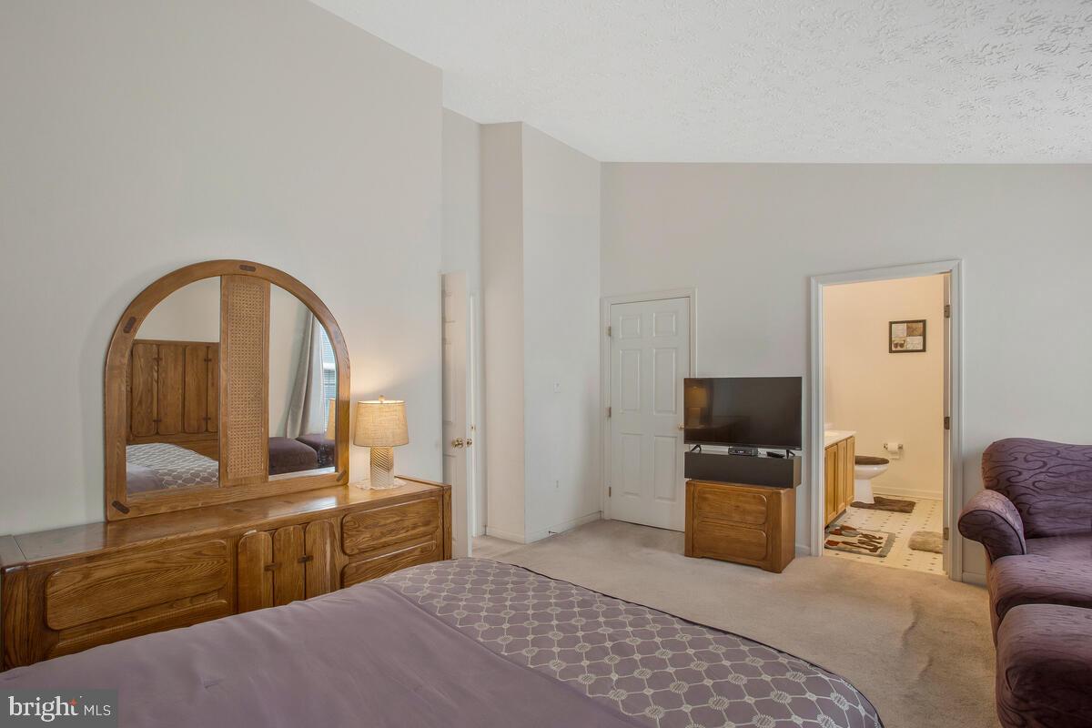 2002 Regiment Way Odenton, MD 21113 - Photo 37 of 44