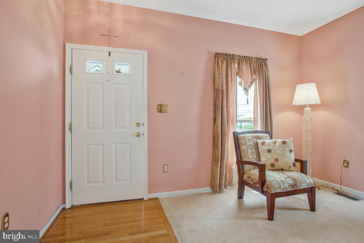 2002 Regiment Way Odenton, MD 21113 - Photo 8 of 44 Living Room