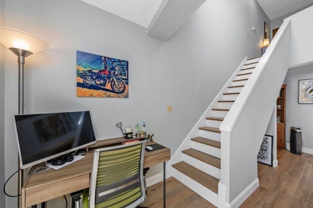 348 Rantoul Street, Unit 305 Beverly, MA 01915 - Photo 15 of 25 Gallery Image 15