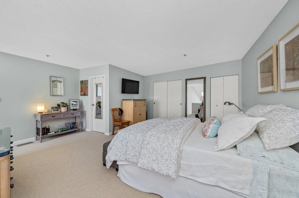 348 Rantoul Street, Unit 305 Beverly, MA 01915 - Photo 16 of 25 Gallery Image 16