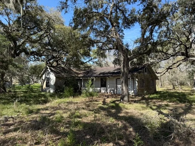 $119,000 | 18772 Highway 35, Sweeny, TX 77480